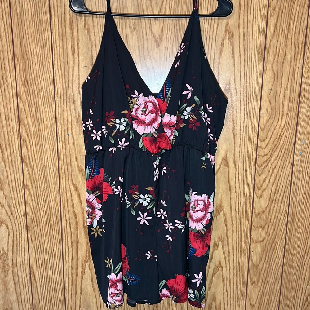 🔥Black & Floral Spaghetti Strap Romper / Womens Plus Size 2X